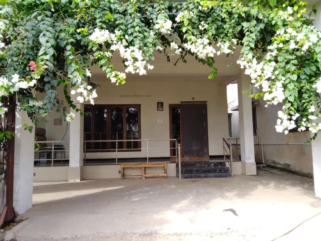 Shi'S Triveni Spacious 2Bhk Villa In Pappampatti, Коямпутур Екстер'єр фото